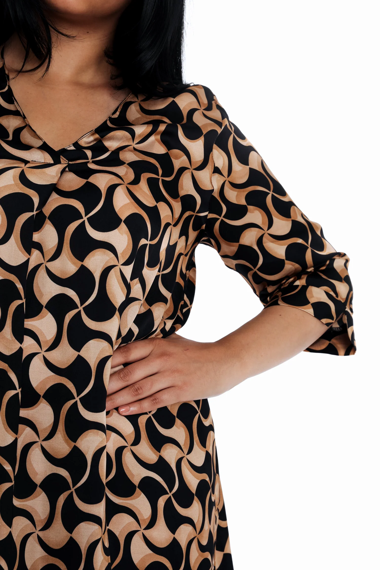 Robe en viscose imprimé graphique - Image 4