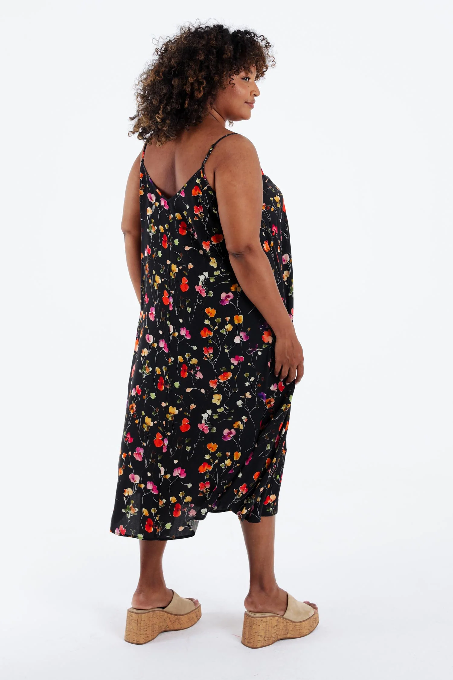 Robe longue en viscose fines bretelles imprimé floral - Image 13