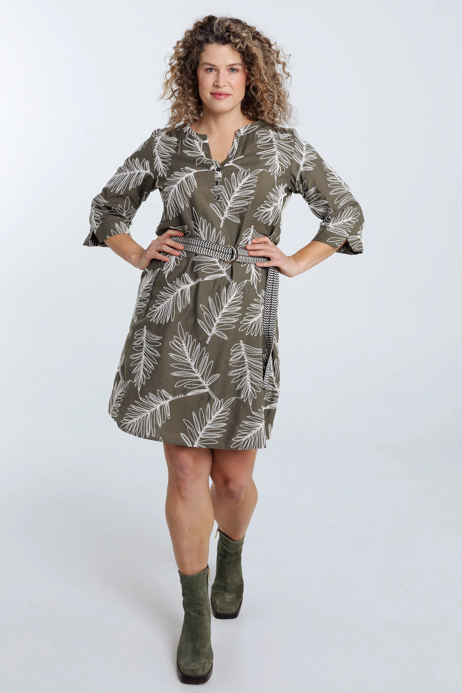 Robe tunique en coton brodée - Image 7