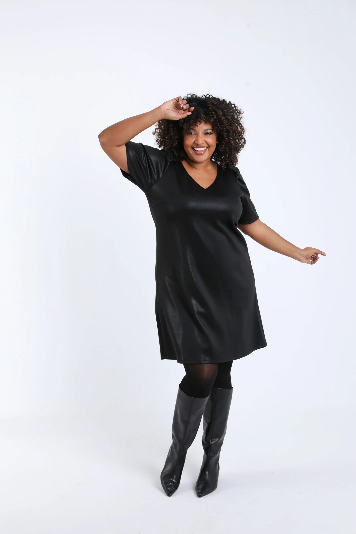 Robe unie effet satiné - Image 5