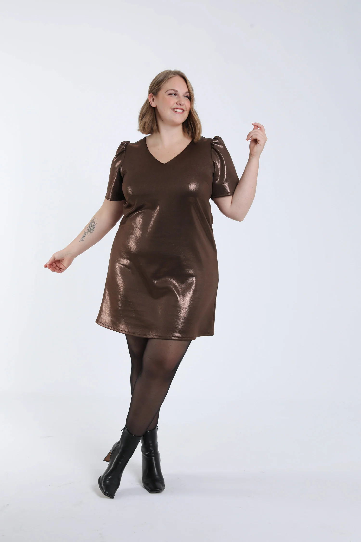 Robe unie effet satiné - Image 6