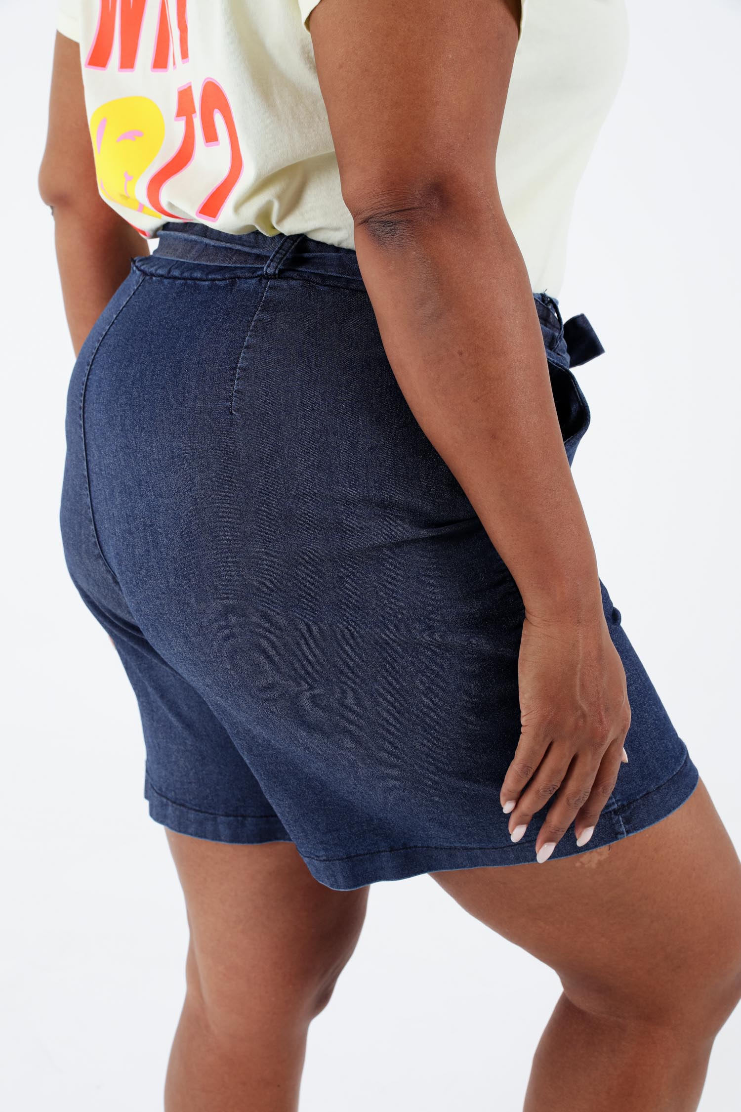 Short large en jeans uni - Image 6