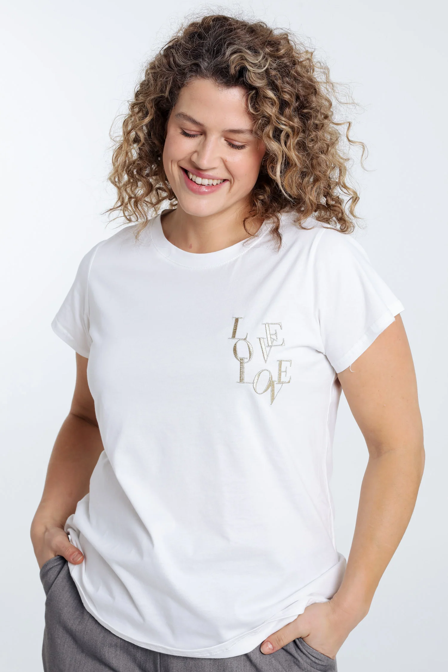 T-shirt en coton brodé Love