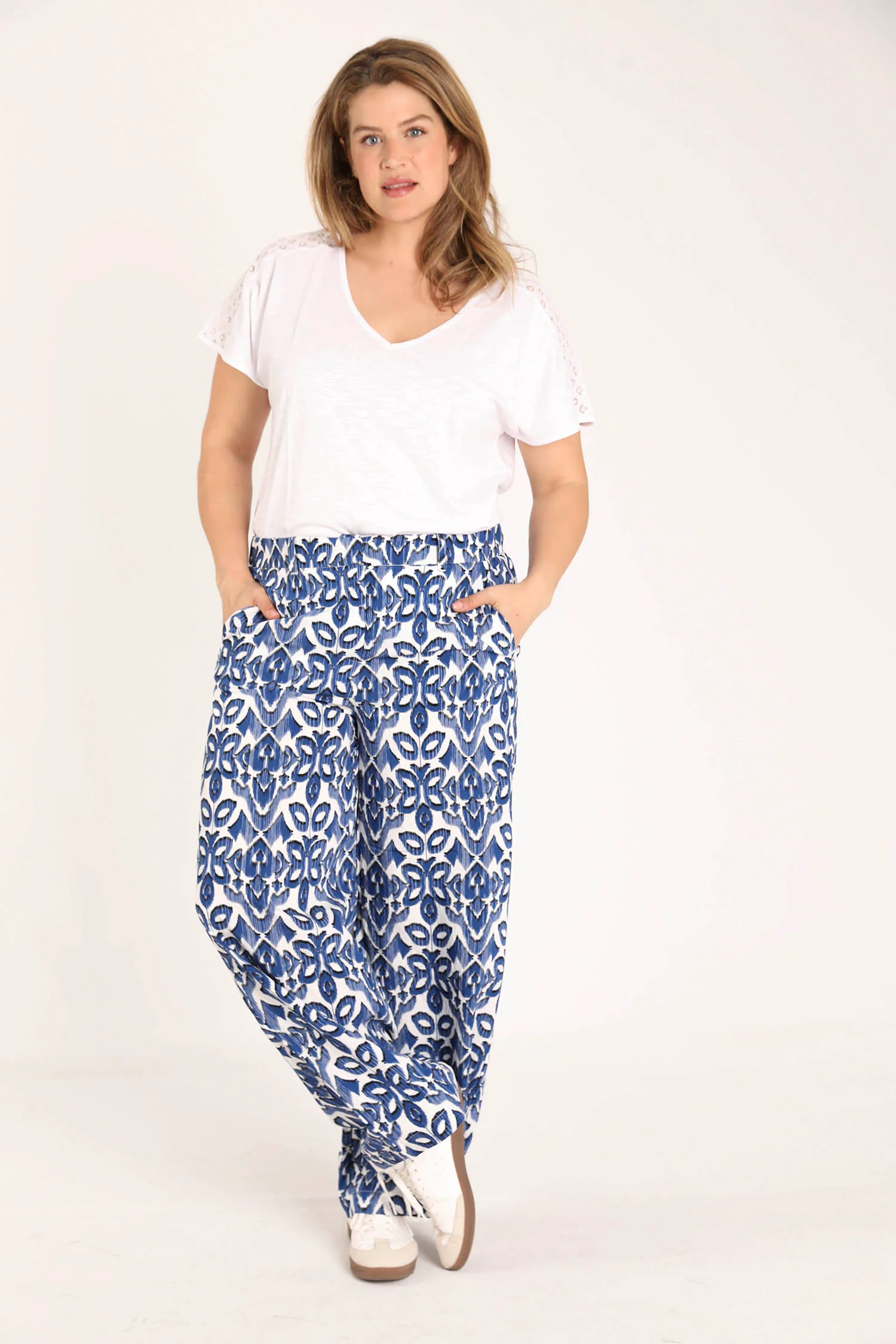 EXCLU SHEEGO - T-shirt en coton et viscose uni avec dentelle - Image 7