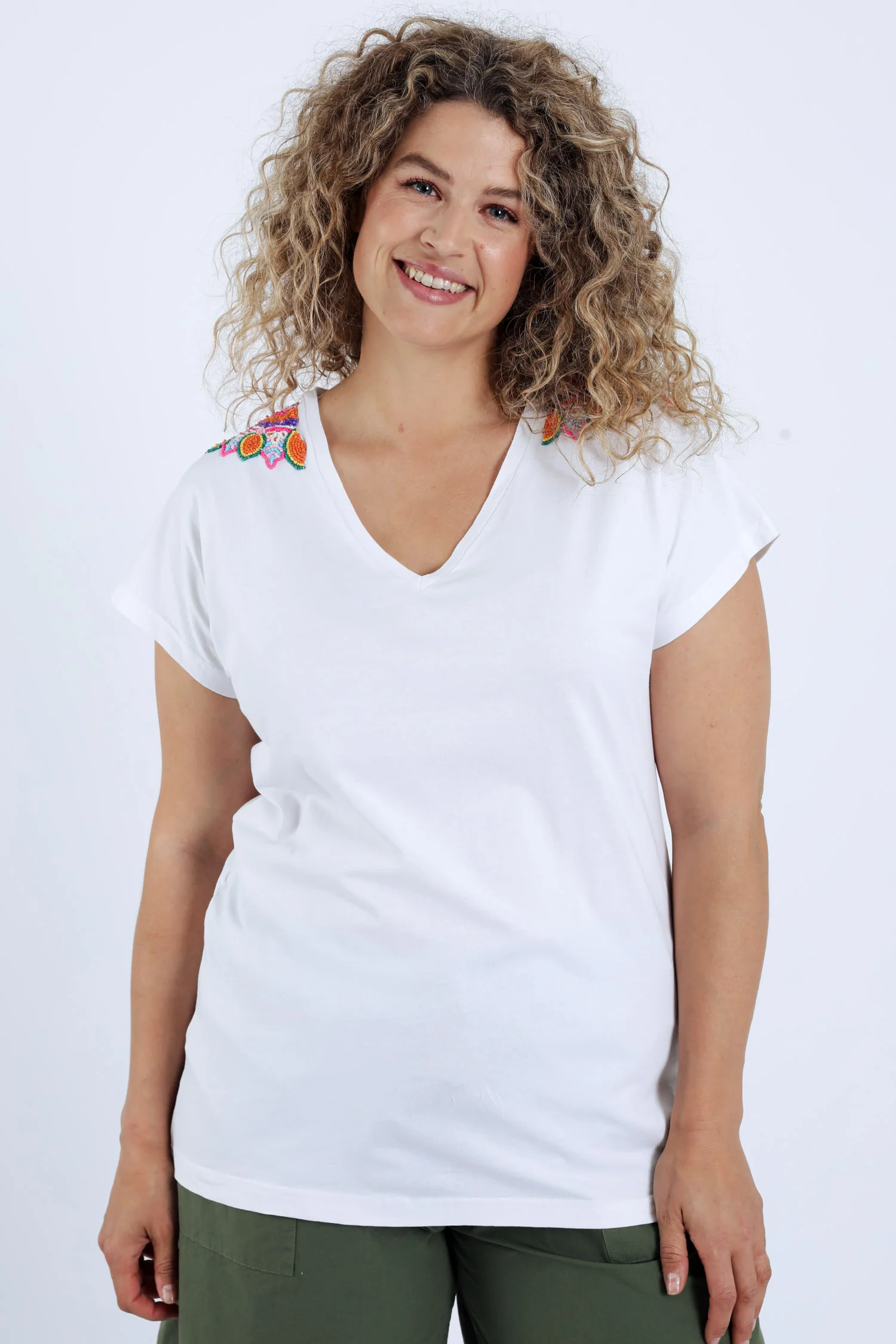 T-shirt en coton uni avec mandala en perles