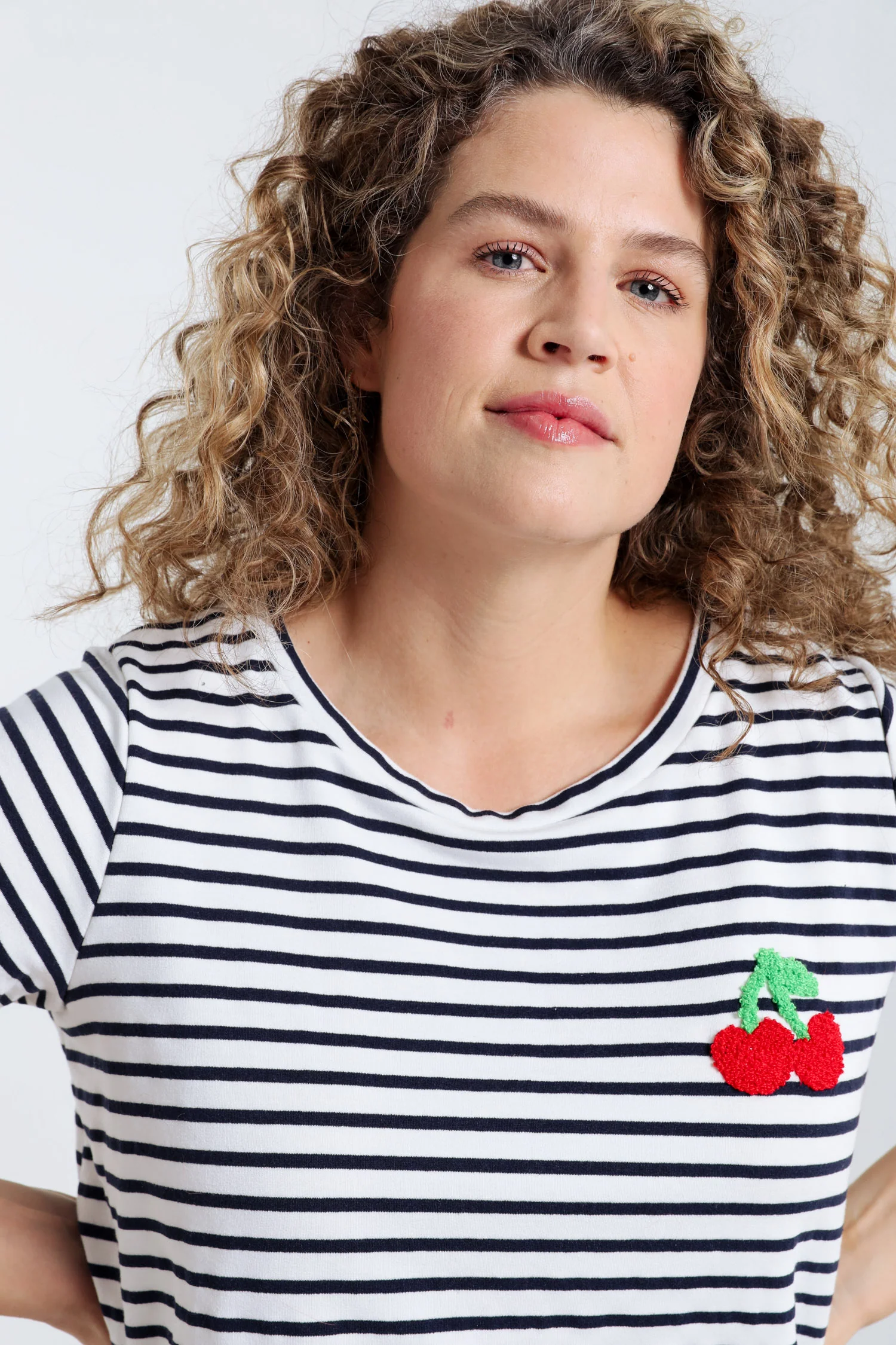 T-shirt marinière détail cerise - Image 6