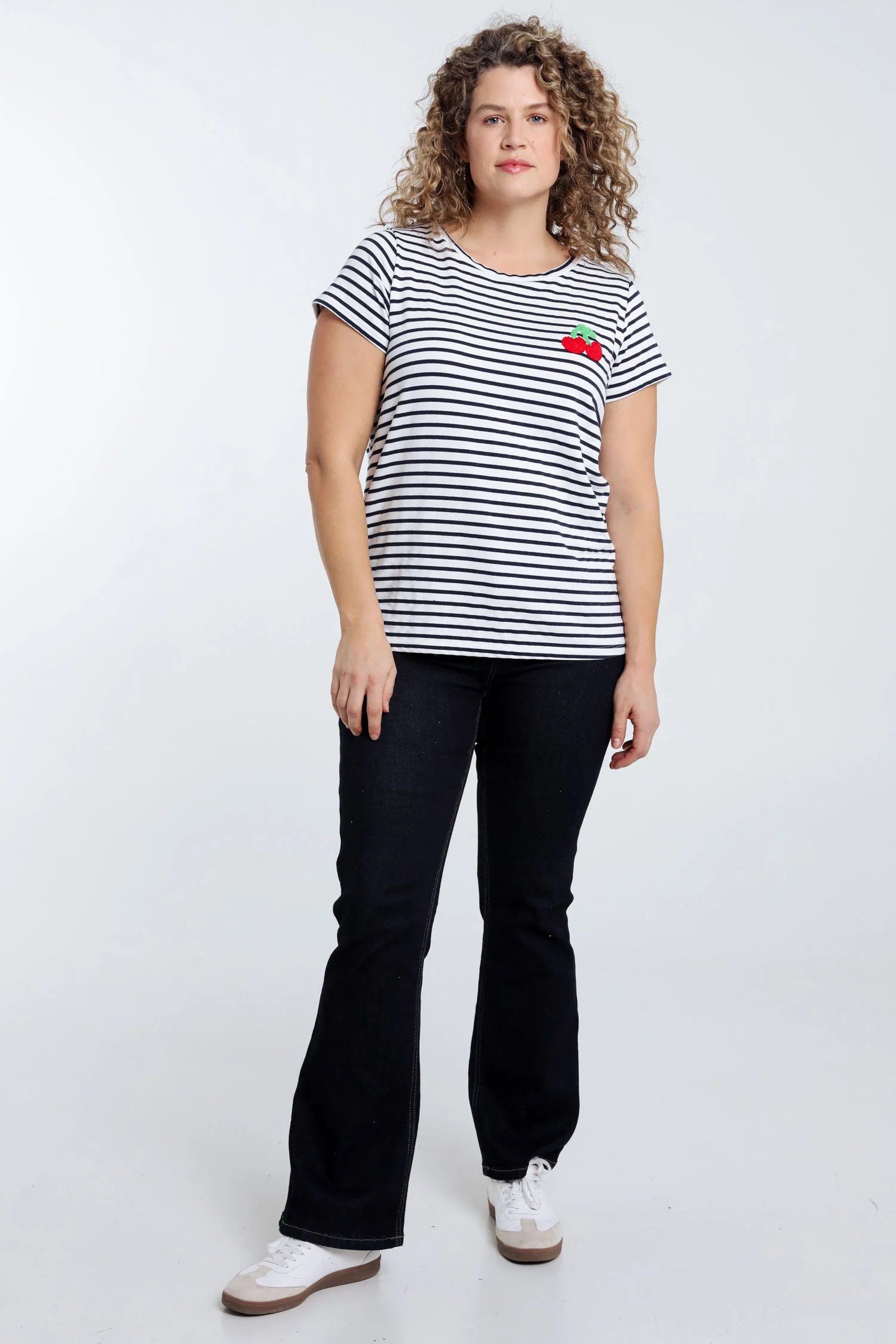 T-shirt marinière détail cerise - Image 7