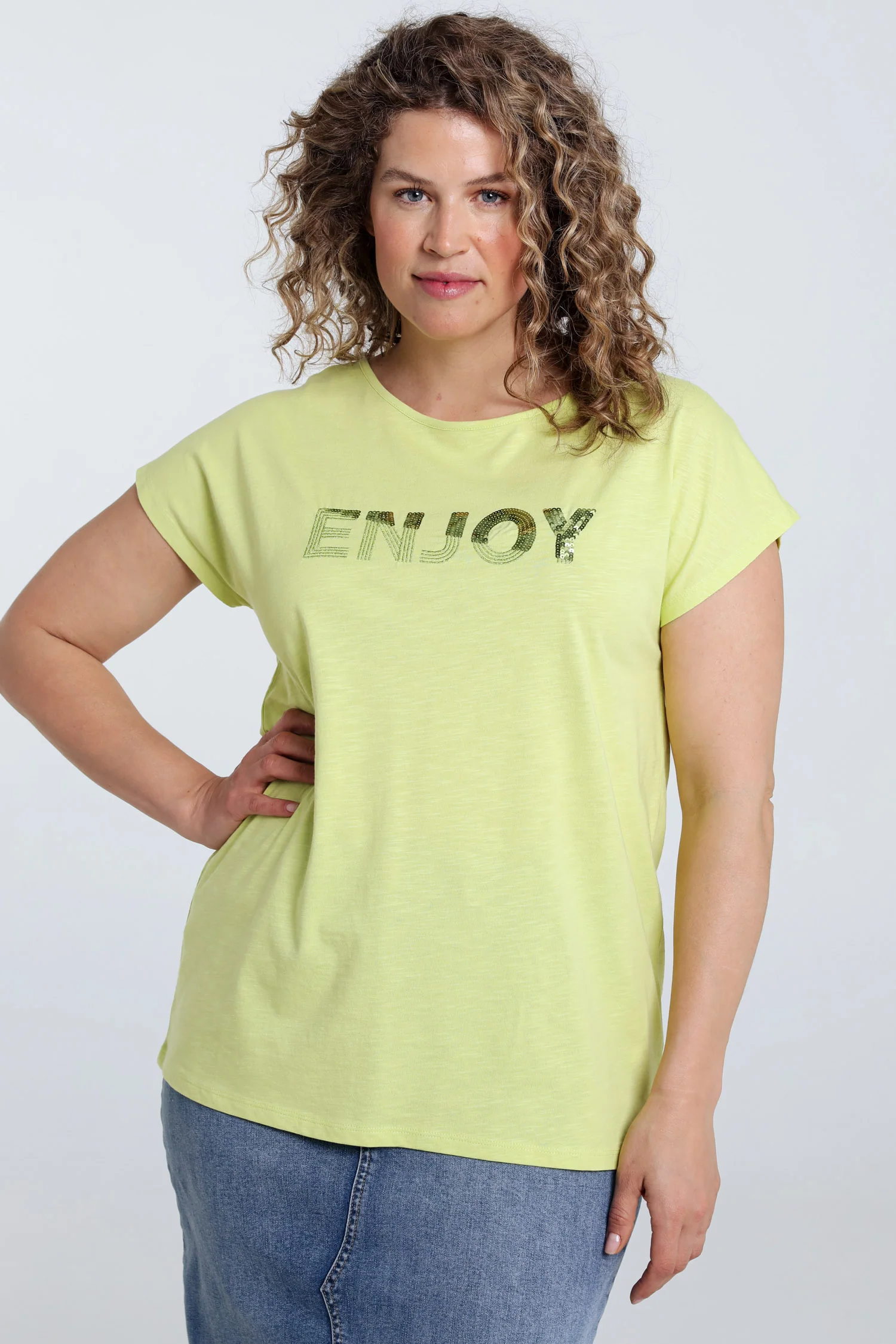 T-shirt uni avec broderie Enjoy et sequins - Image 45