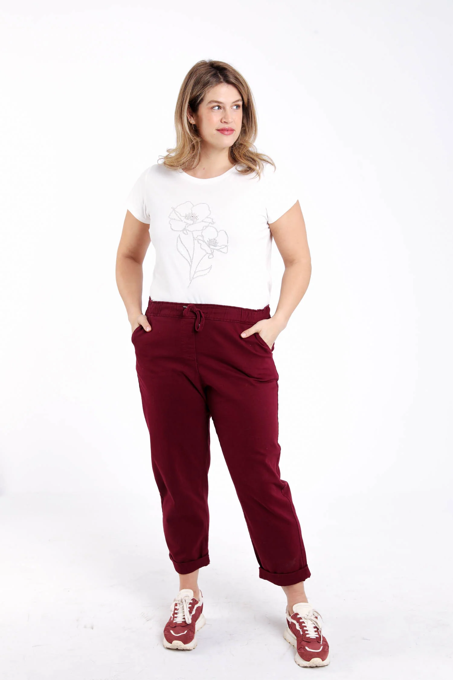 T-shirt uni avec fleurs en sequins - Image 6