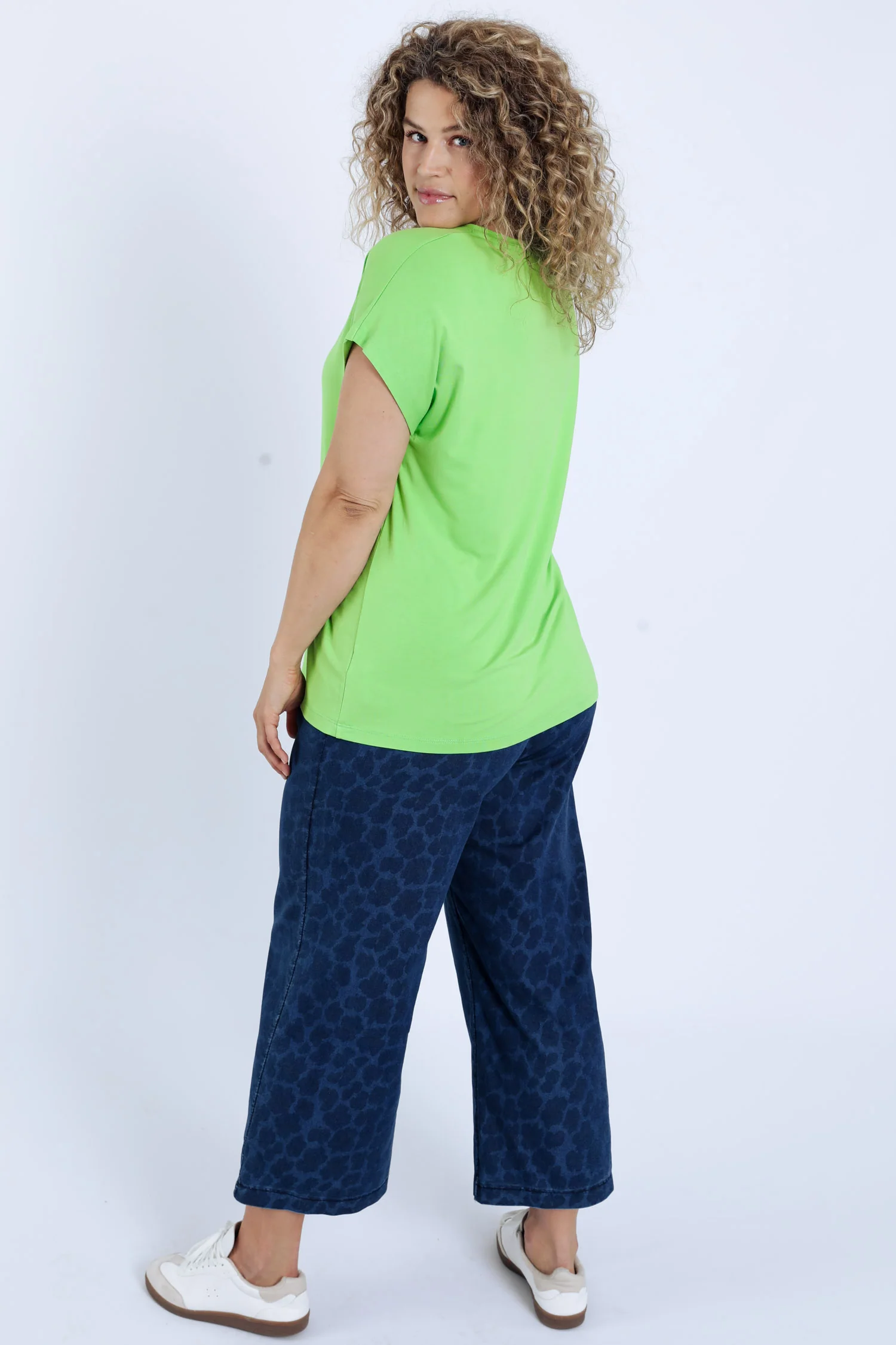T-shirt uni en viscose - Image 34