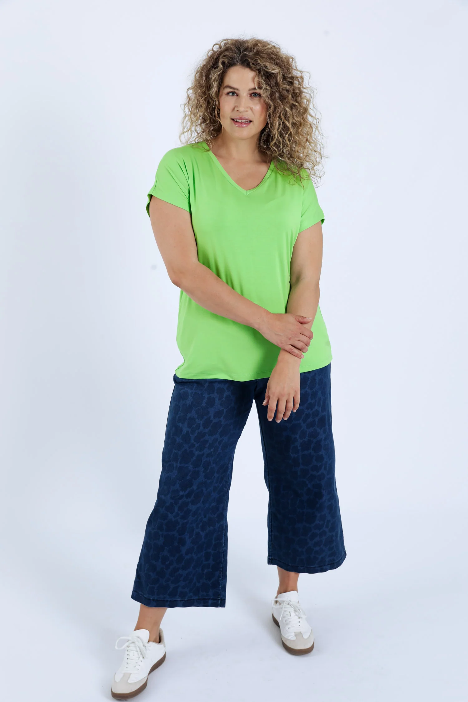 T-shirt uni en viscose - Image 41