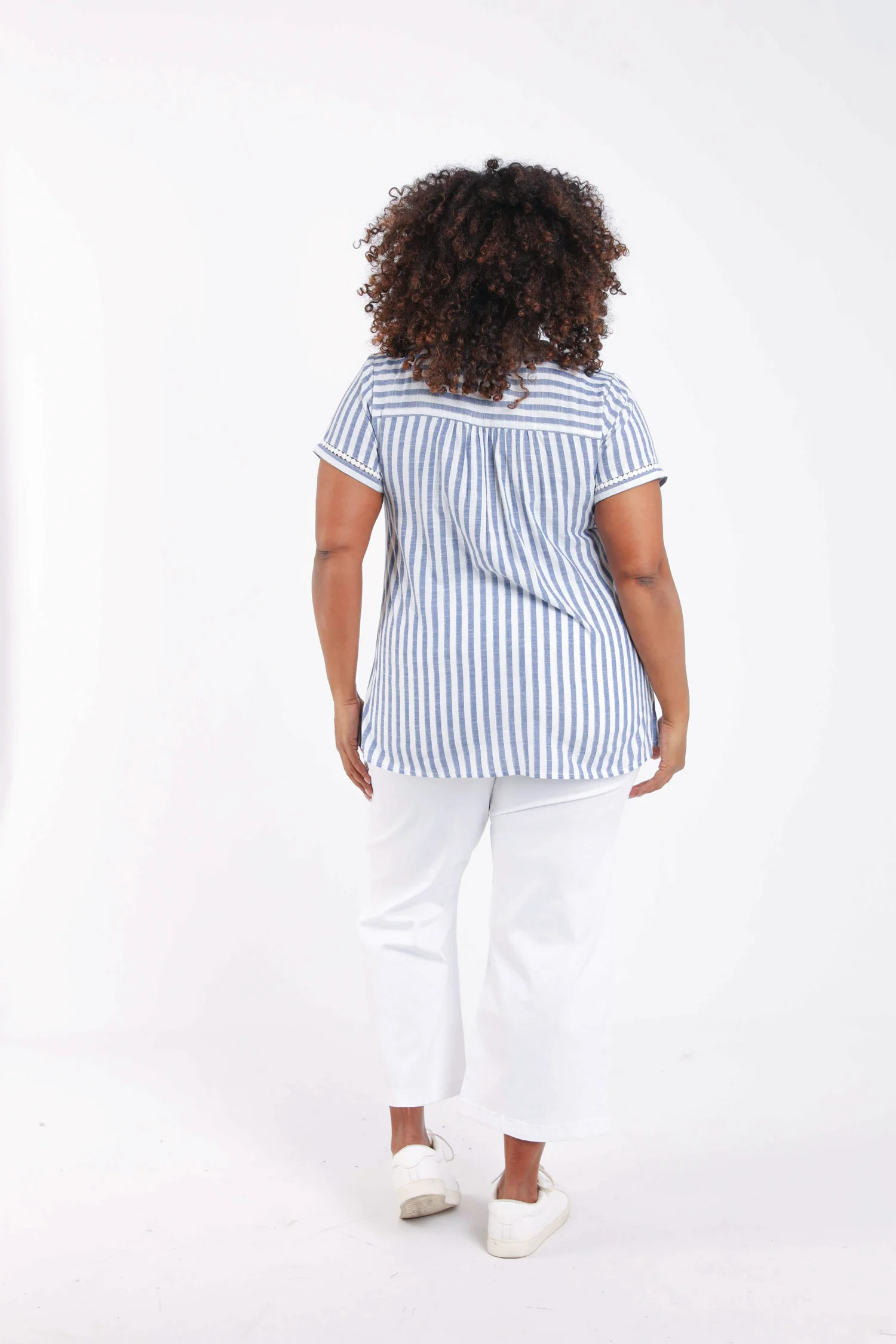 Top rayé avec foil et broderies - Image 2